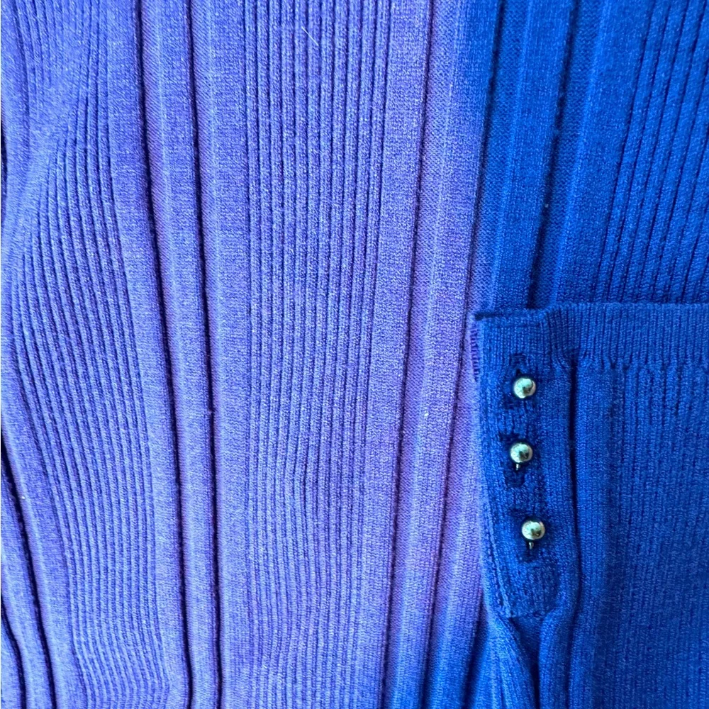 WHBM deep blue/purple fitted turtleneck sweater size XL. - Picture 4 of 4
